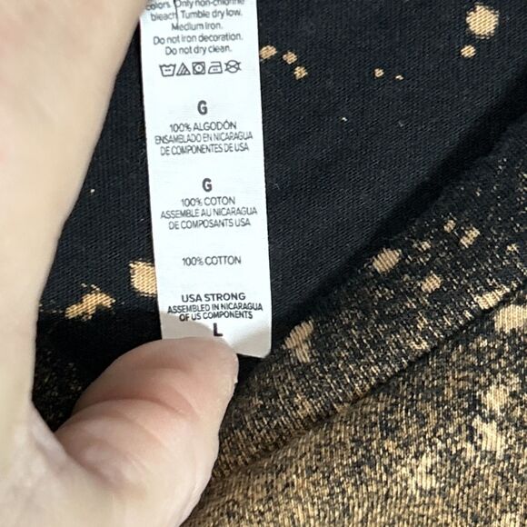 ACTS LIKE MADONNA BUT SHE LISTENS TO MERLE Sparkly Bleached Tee Country Music - Picture 5 of 7